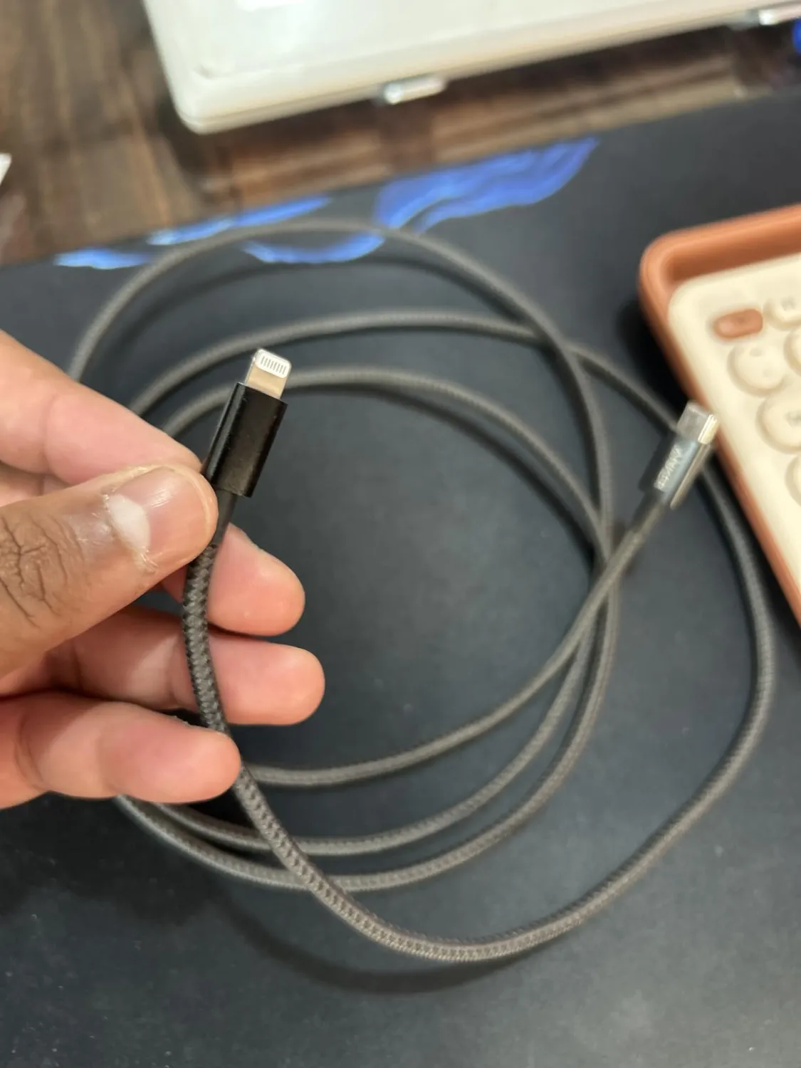 Anker Solix 331 câble USB-C vers Lightning en nylon MFi