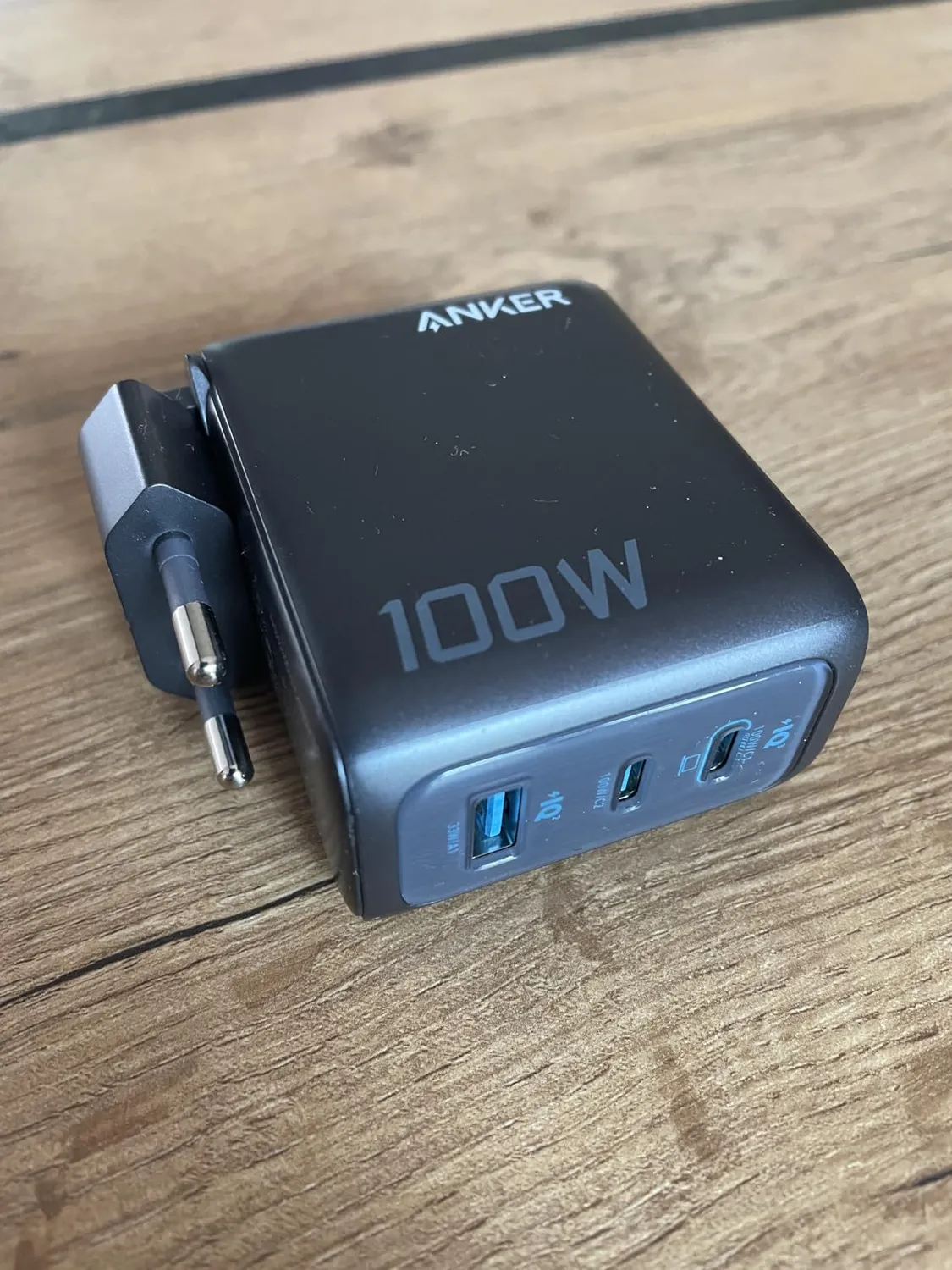Anker chargeur USB-C 100W GaN 3 ports écran