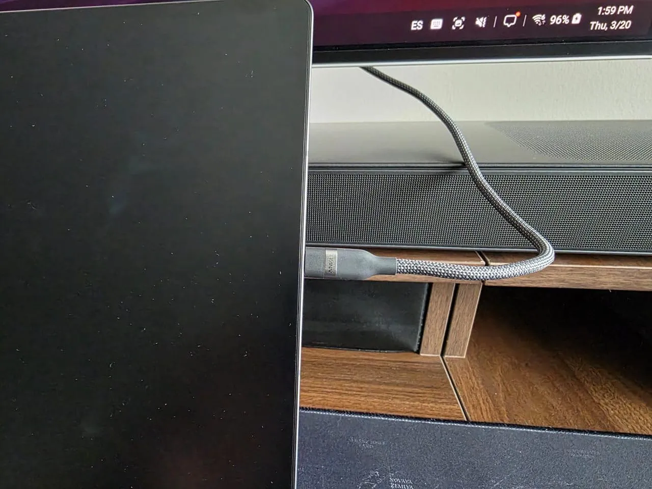 Anker Solix Nano câble USB-C vers HDMI
