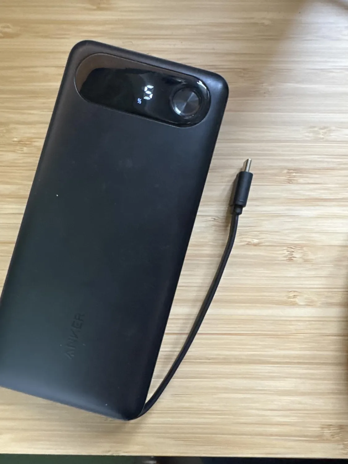 Anker batterie externe 20000 mAh 87W câble intégré