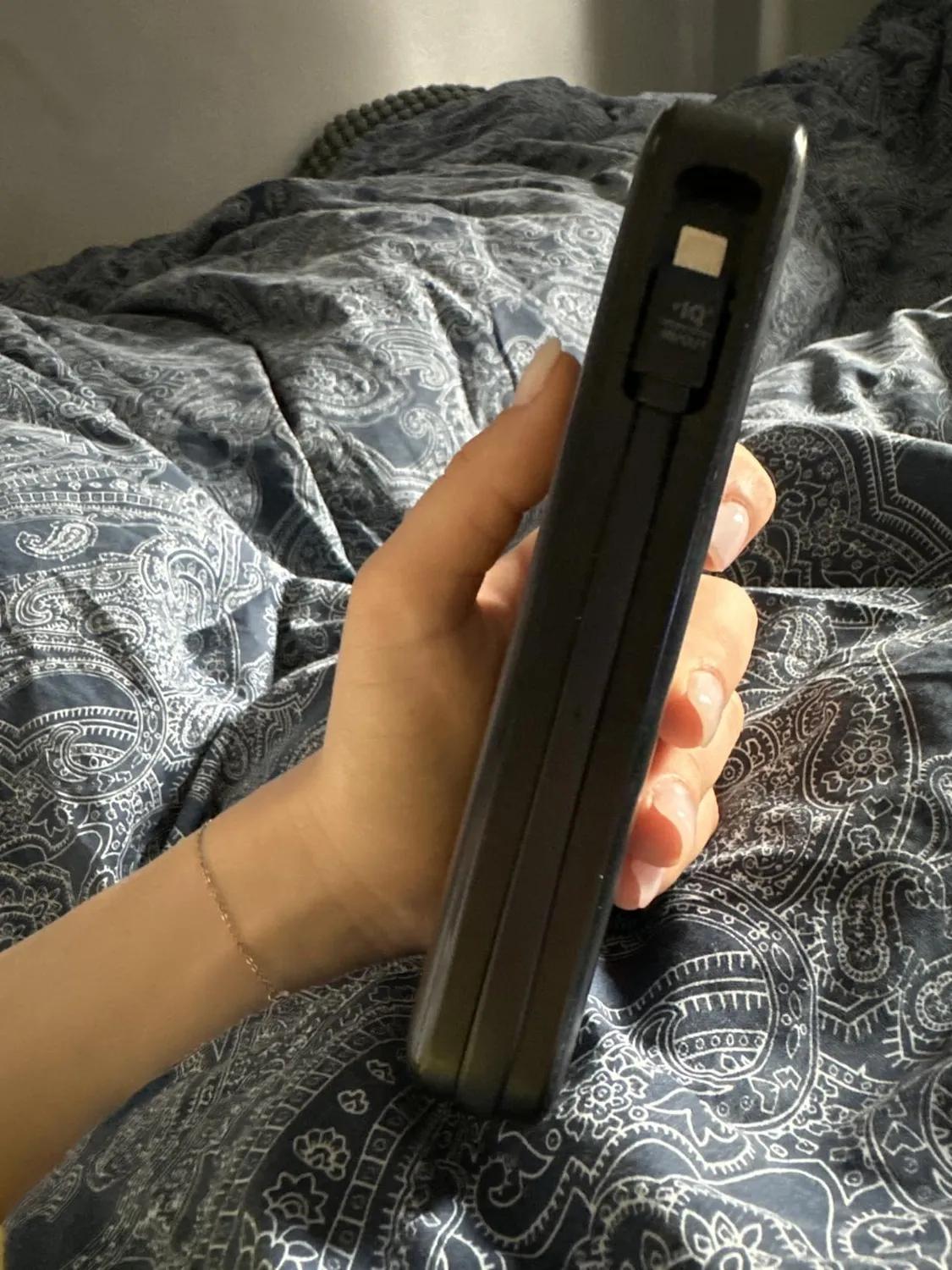 Anker batterie externe 20000 mAh 87W câble intégré